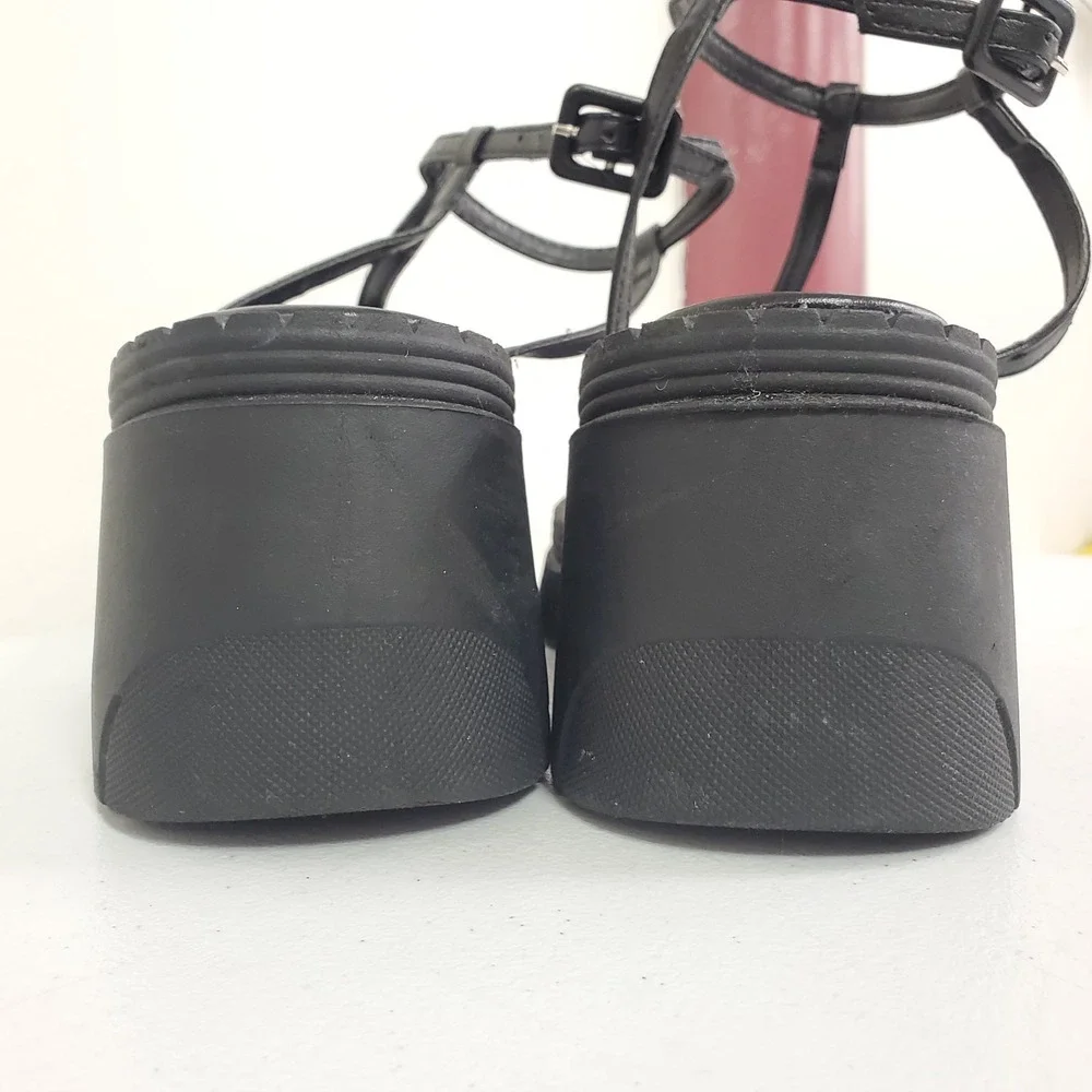 Forever 21 Womens Y2K Chunky Platform Strappy Heels Size 8 Black Summer Coquette